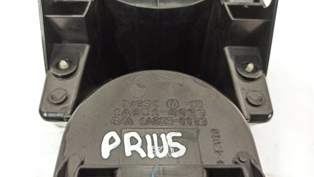 фото №9, Toyota prius xw20 2005 крепления заводской