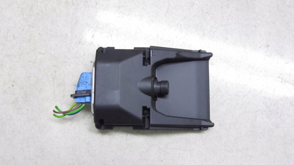 фото №1, Citroen c3 iii камера ассистент поперечина 9826178580