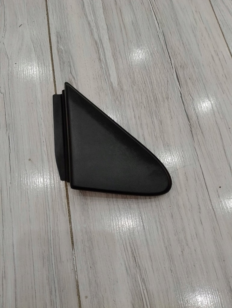 фото №1, Треугольник крыла правый renault clio iii 8200357711