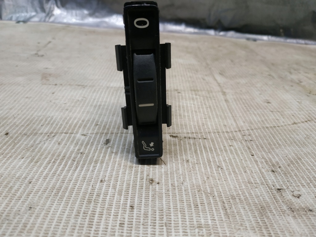 фото №1, Vw touareg регулятор обдув правый 7l6819766