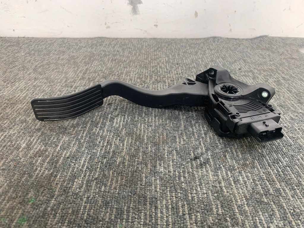 фото №1, Opel crossland x 1.2 thp автоматическая коробка передач потенциометр педаль газа оригинал