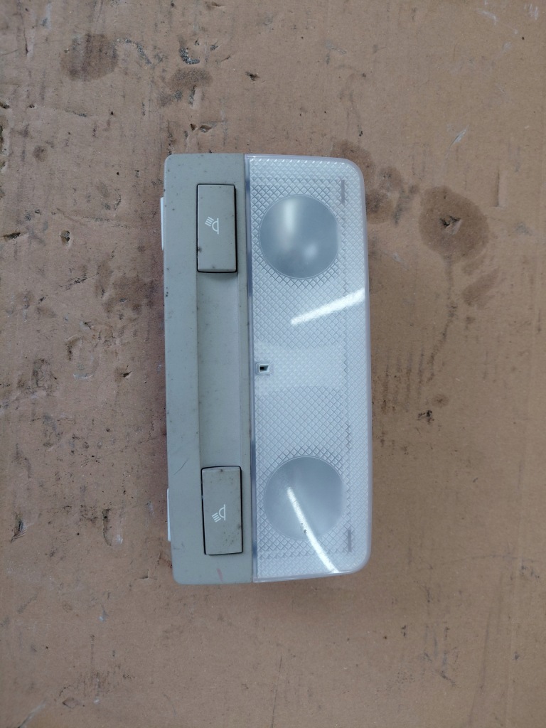 Купить Opel insignia a рестайлинг  лампа обшивки потолка салона