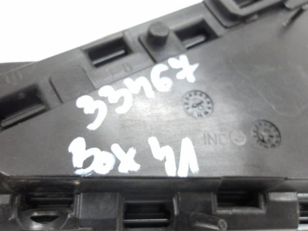 фото №5, Mercedes eqe x294 треугольник стекло кузовная правый перед