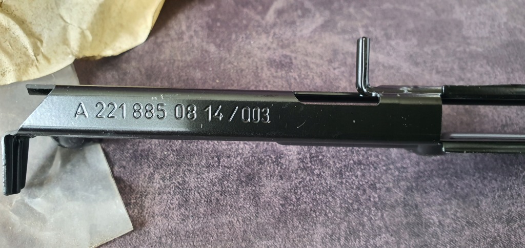 фото №7, Направляющая бампера крыла правый mercedes w221 a2218850814