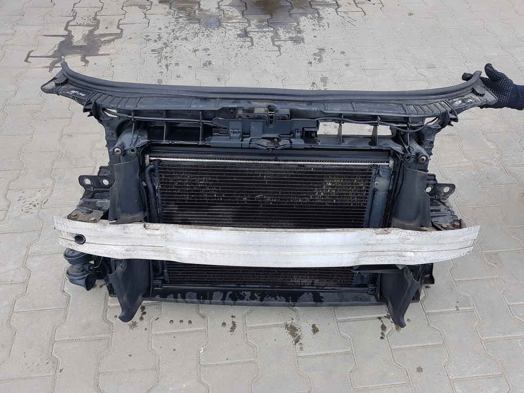 фото №1, Audi a3 8p lift 08r- 2.0 tdi pas передний радиатор