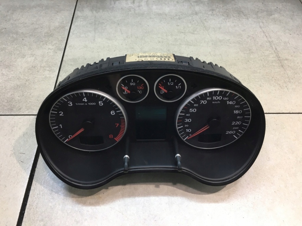фото №1, Лічильник прилади audi a3 8p 2.0 fsi 8p0920930d