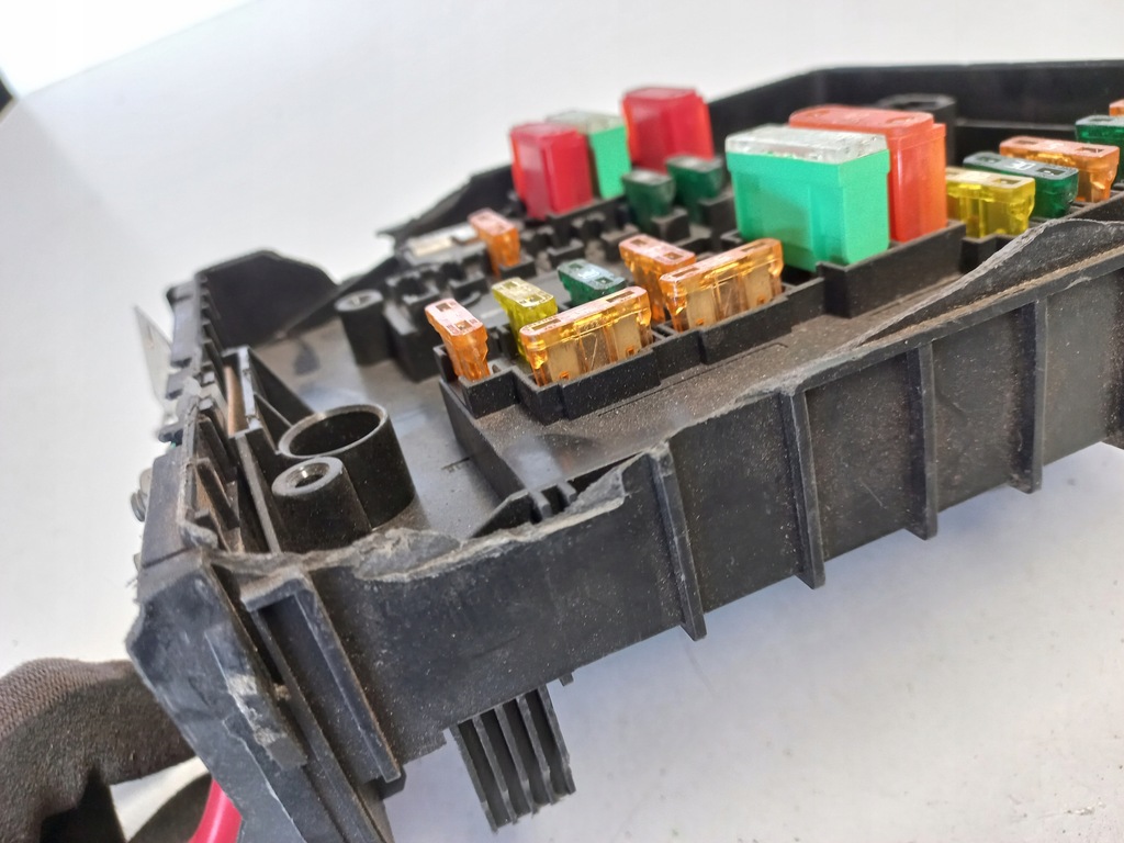 фото №10, Коробка запобіжників vw golf vii