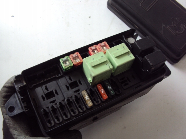 фото №4, Коробка запобіжників mini r60 sd 2.0d 12 r