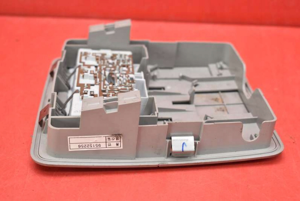 Лампа освітлення салону задній 316627975 chevrolet cruze 1 1 12-15 в Україні