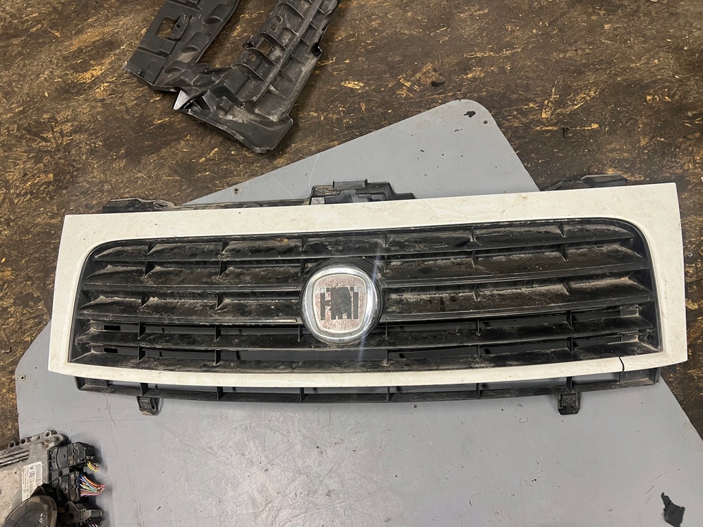 фото №1, Fiat scudo jumpy expert ii решётка радиатора решётка радиатора бампера fiat