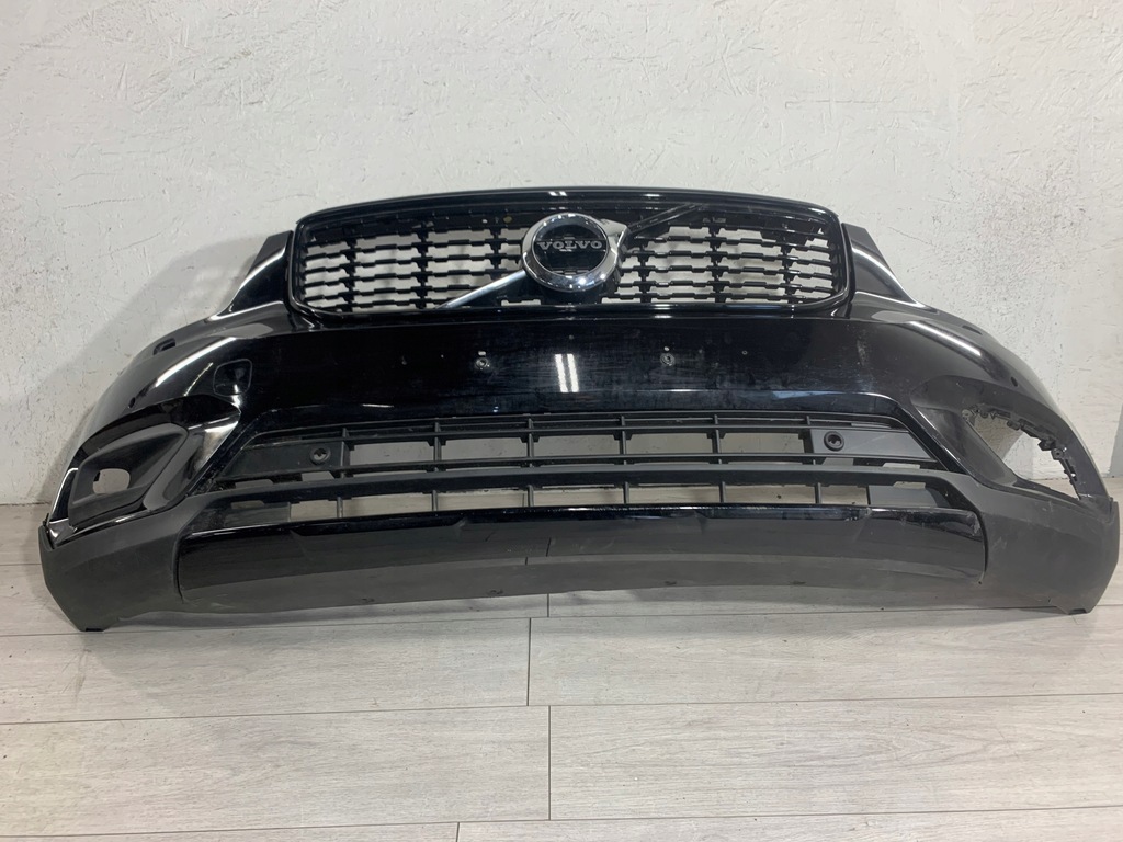 фото №1, Volvo xc40 r-design бампер перед передний решётка радиатора