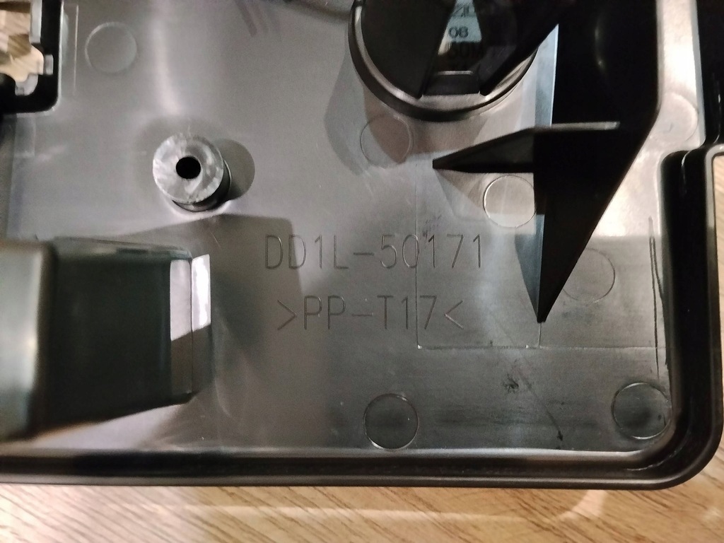 фото №13, Рамка основание номерного знака регистрационный бампера mazda cx-3 cx3 dd1l50171