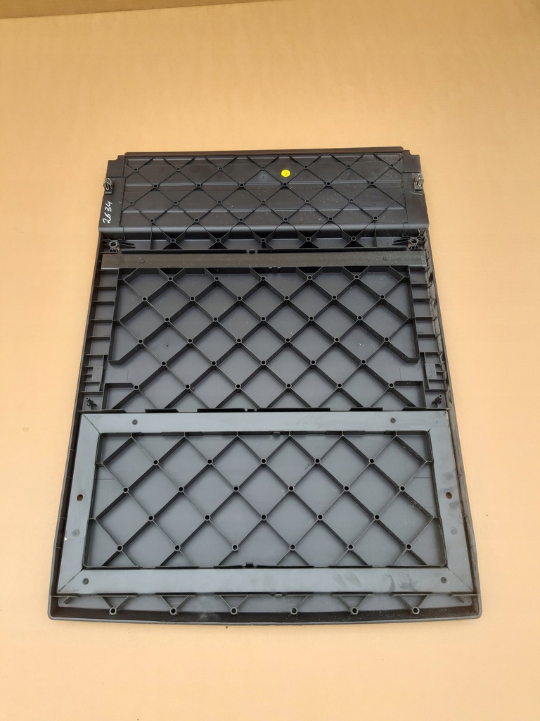 фото №3, Mercedes actros mp4 кришка захист бардачка