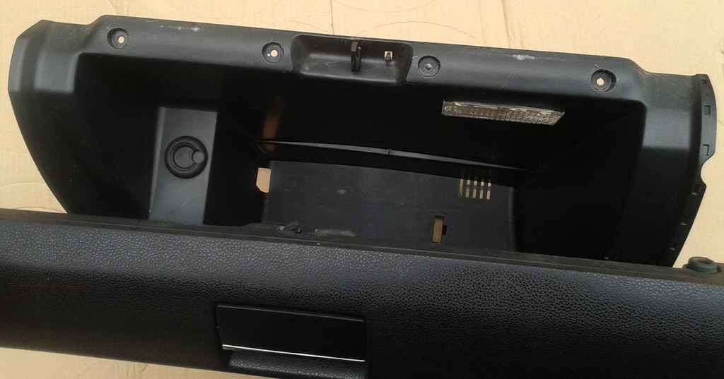 фото №8, Бардачок пасажира mercedes w169 a-klasa 04-12 euro