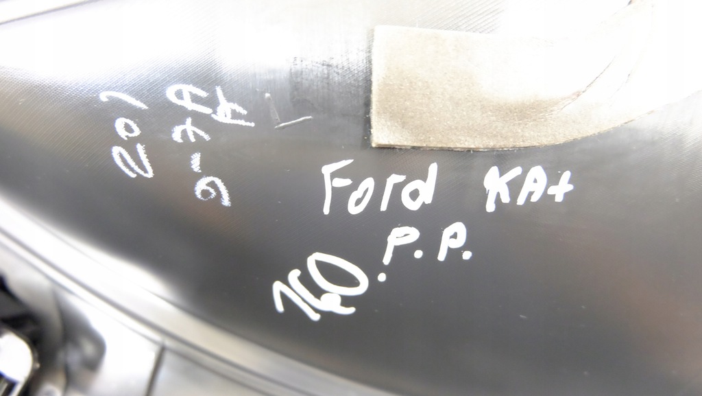 фото №9, Ford ka plus обивка обшивка дверь правый перед