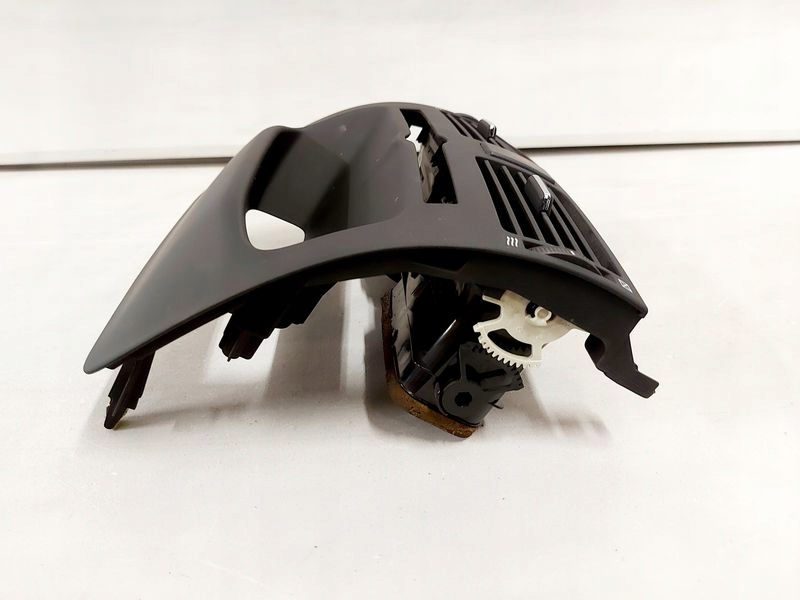 фото №8, Toyota avensis t25 рамка радио дисплей