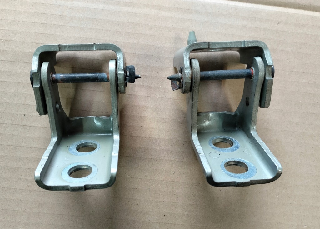 фото №3, Citroen c3 iii петлі двері правий перед ezrc