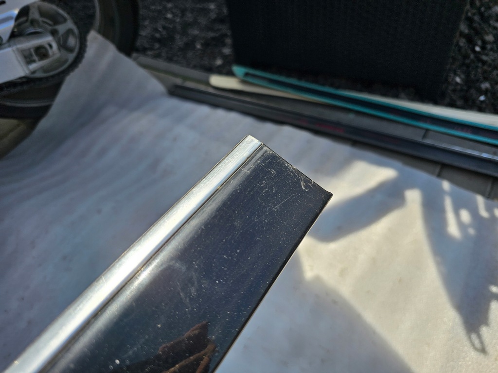 фото №10, Audi a8 d2 молдинг дверь правая перед 4d0853952