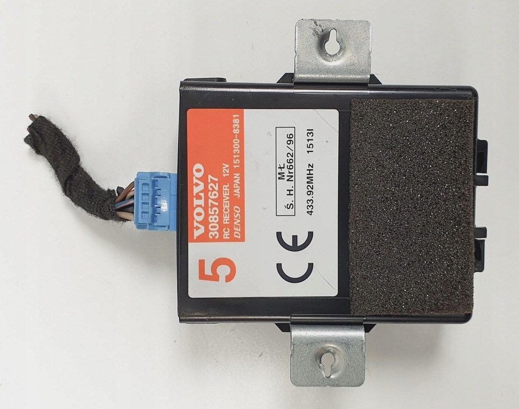 фото №1, Модуль замка центрального volvo v40 i 30857627