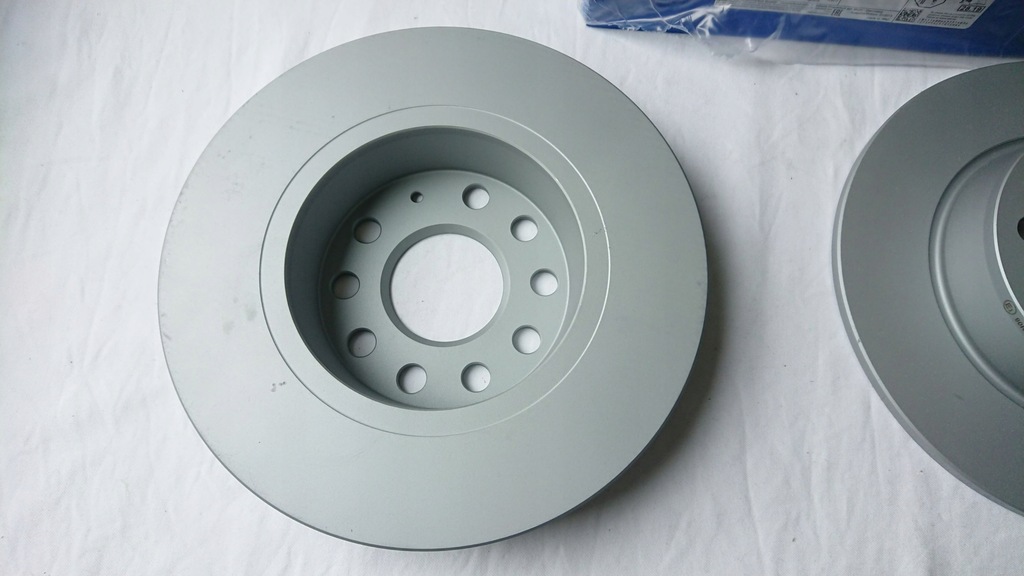 фото №8, Гальмівні диски + гальмівні колодки перед задня vw golf vi 1.6 2.0 tdi