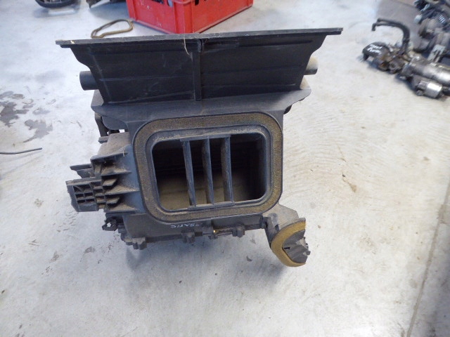 фото №9, Trafic ii корпус отопителя wody bez кондиционер 1.9