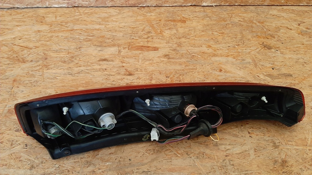 фото №6, Nissan x-trail t30 лампа правая задняя задняя