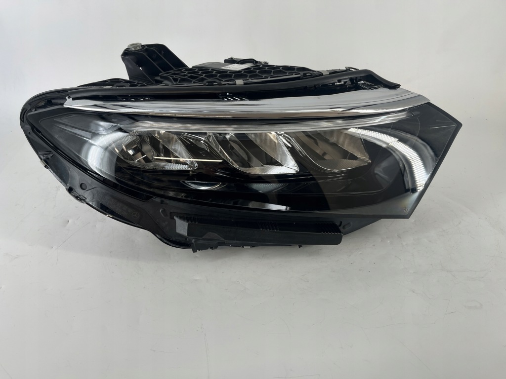 фото №1, Mercedes eqs w297 full led performance лампа права
