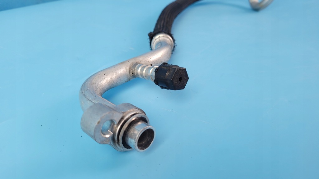 фото №10, Dodge challenger шланг кондиционера 68197721ad