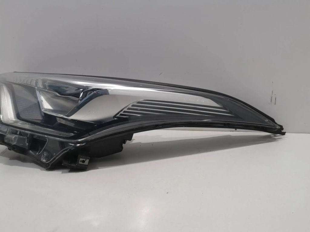 фото №9, Toyota c-hr лампа левая full led 81150-f4170-00 oryg ładna!!