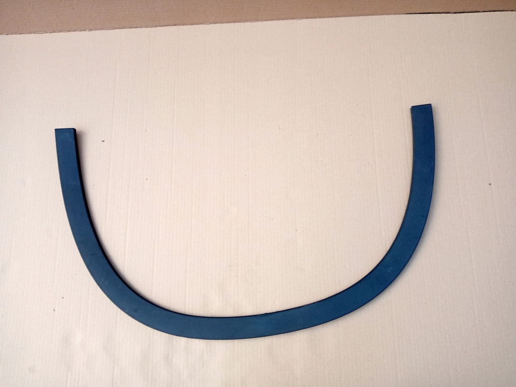 Mercedes gla w156 ліва молдинг крила перед 2013 Ціна