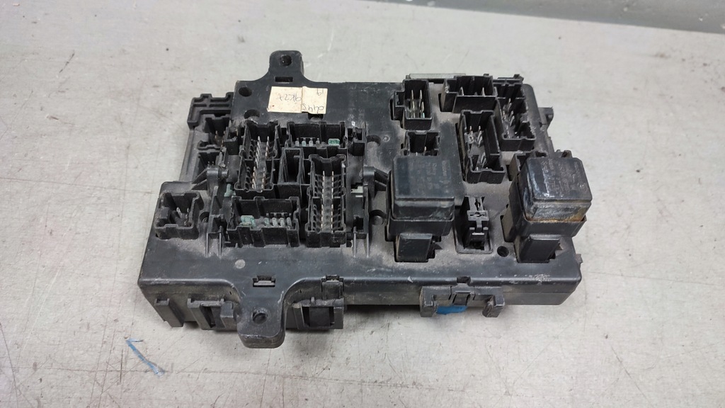 фото №1, Коробка предохранителей модуль nissan primera p11