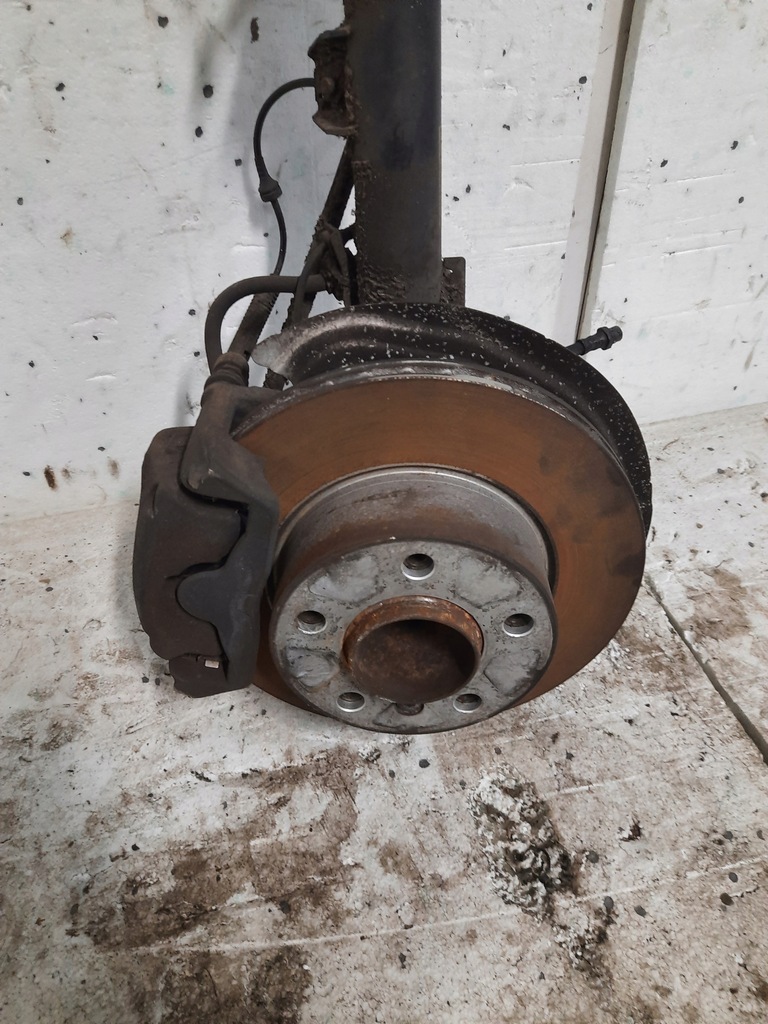 фото №5, Поворотный кулак амортизатор правая правый bmw 1 e87