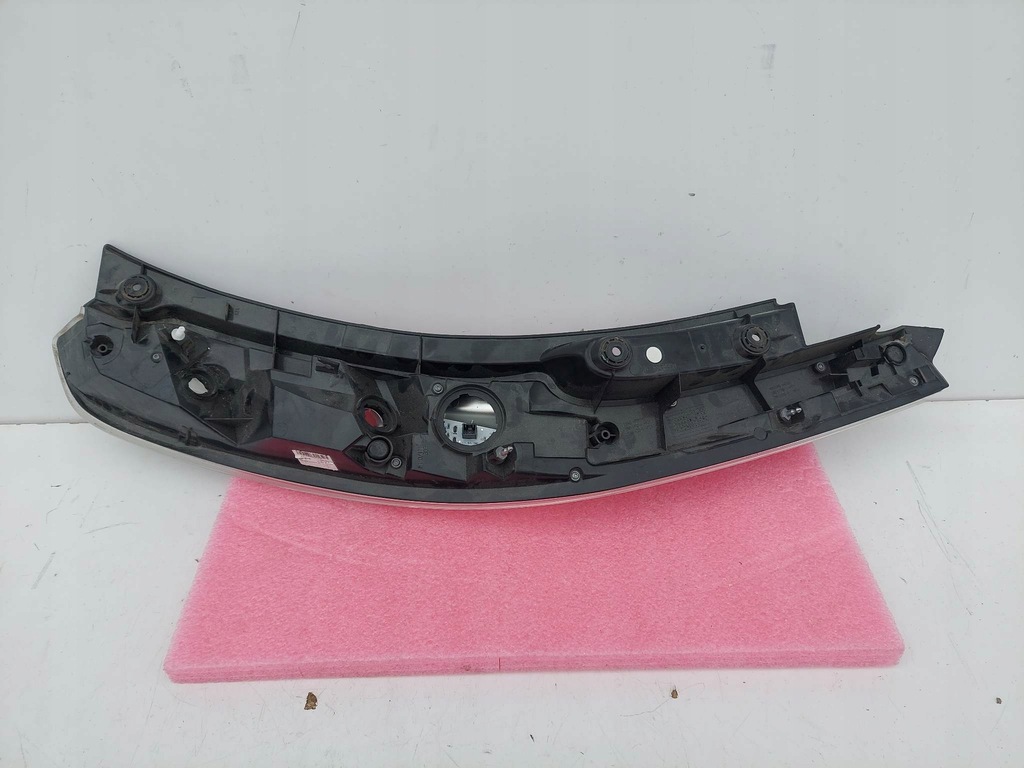 фото №7, Nissan leaf i лампа левая задняя задняя led