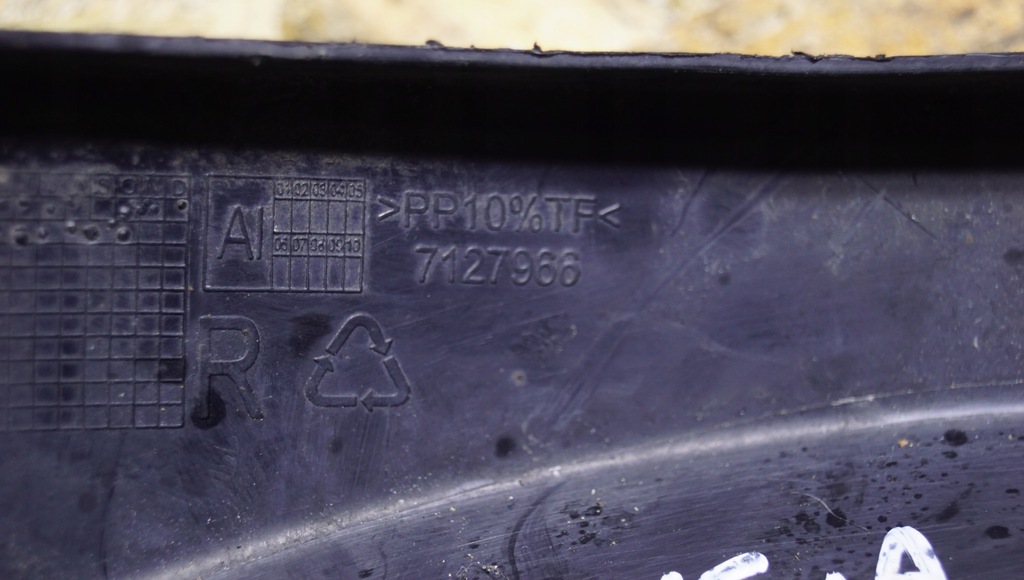 фото №8, Молдинг бампера правый задняя mini cooper r50