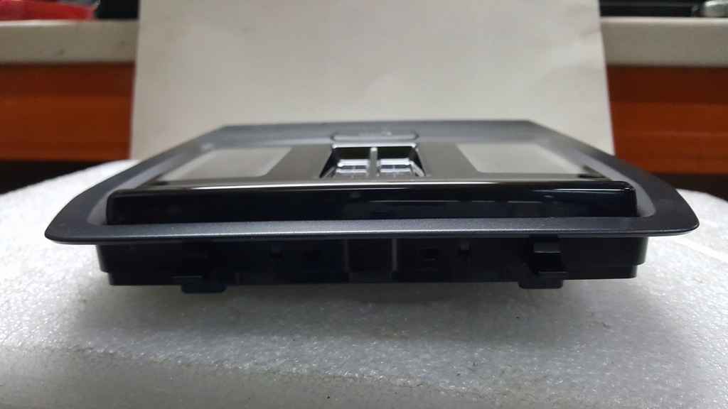 фото №9, Лампа потолочный - vw golf viii 5h0959561ag демонтаж