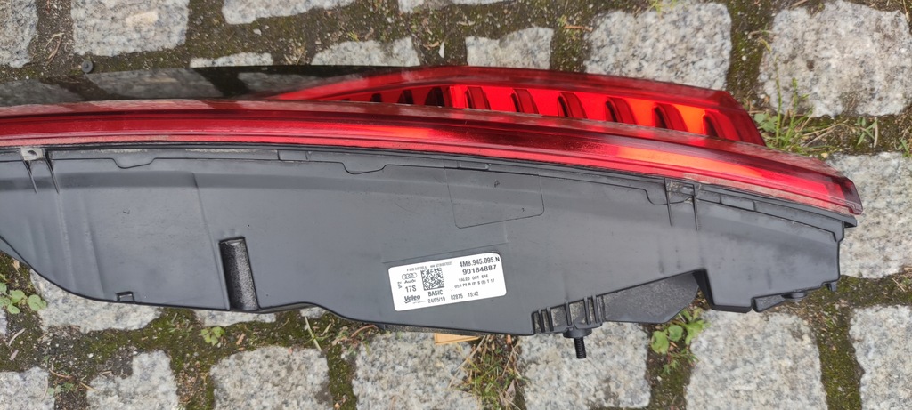 фото №13, Audi q8 задняя лампы задние led usa лампа 4m8945069a накладка 4m8945095n
