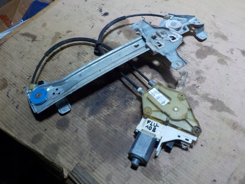 фото №1, Renault оригинальный номер 827210016r