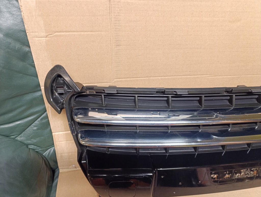 фото №12, Решётка решётка радиатора решётка средняя peugeot 3008 i 09-14 9685628677