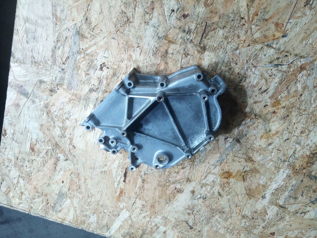 фото №7, Захист корпус розподільного валу vw passat b5 2.3 vr5 agz