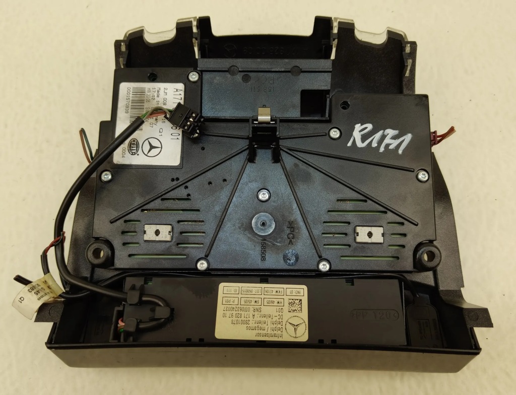 фото №4, Mercedes slkr r171 лампа лампа салону oświetlena кабіни a1718201601