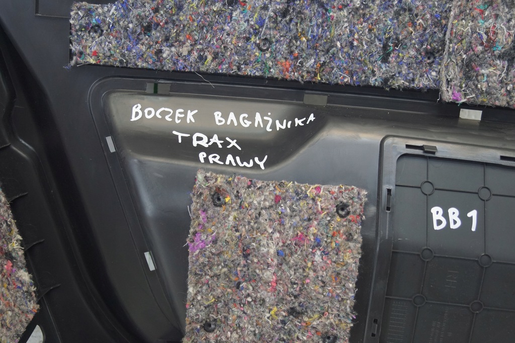 фото №11, Обшивка багажника правий chevrolet trax 95190815