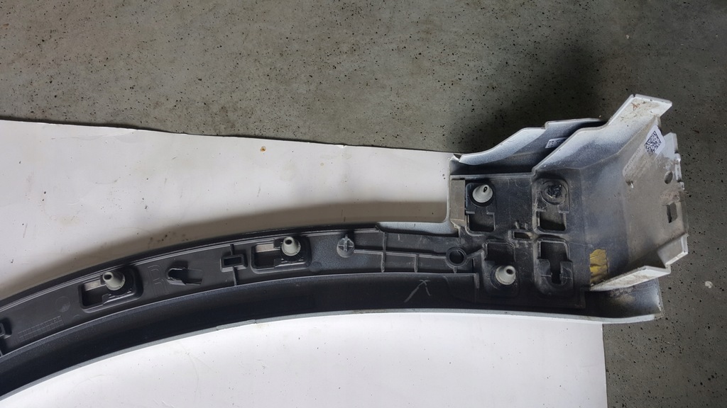 фото №12, Молдинг крила передній права сторона audi e-tron 4ke853718f демонтаж