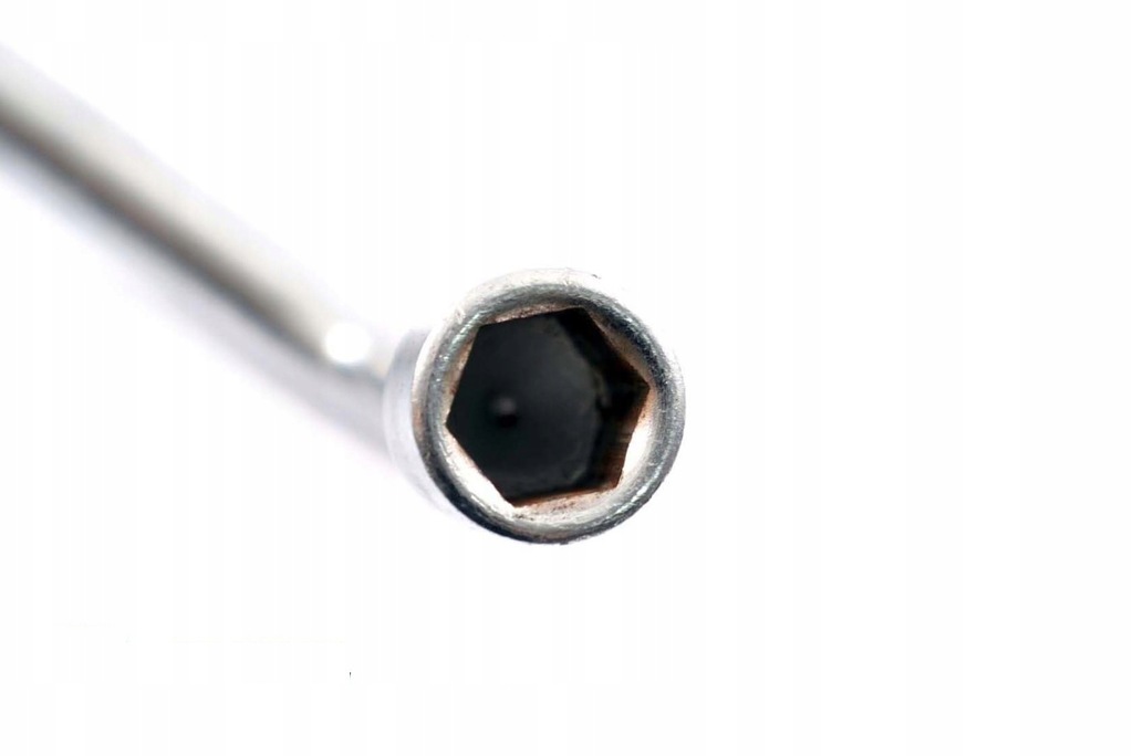 фото №12, Mercedes c208 c209 w203 w210 ключ do kół 17''