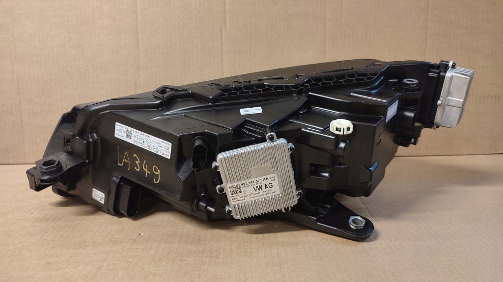 фото №7, Skoda superb iii lift 3v1 лампа права full led