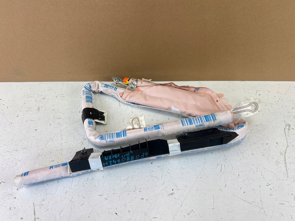 фото №1, Шторка безопасности правая seat ibiza v 6f0880742h