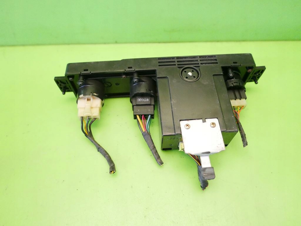 фото №9, Панель керування вентиляція kia carnival i 99-01