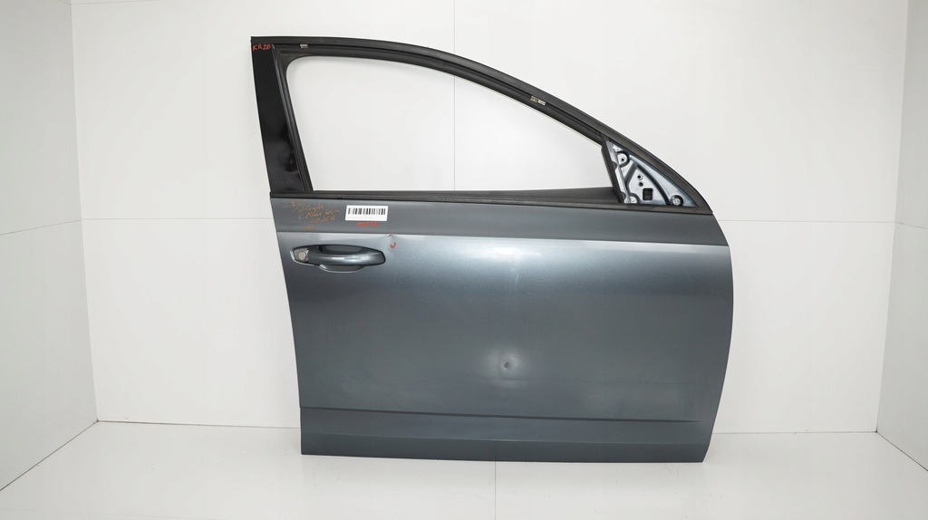 фото №1, Дверь правый перед skoda octavia iii 12-16r #