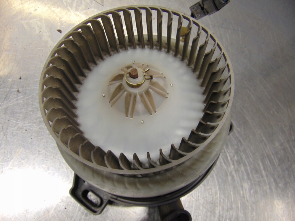 фото №5, Вентилятор воздуходувка обдув toyota previa 2 ii europa