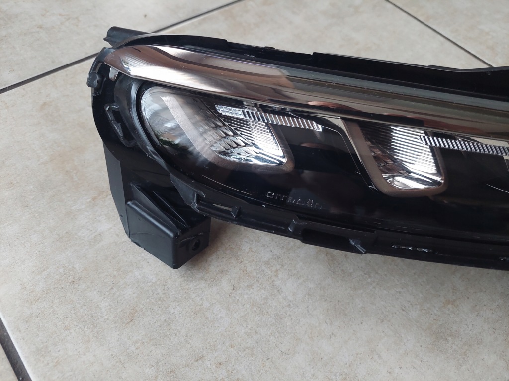 фото №3, Свет led - правое - citroen c3 aircross - lift