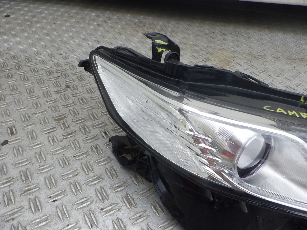 фото №3, Фара лампа права передня toyota camry viii